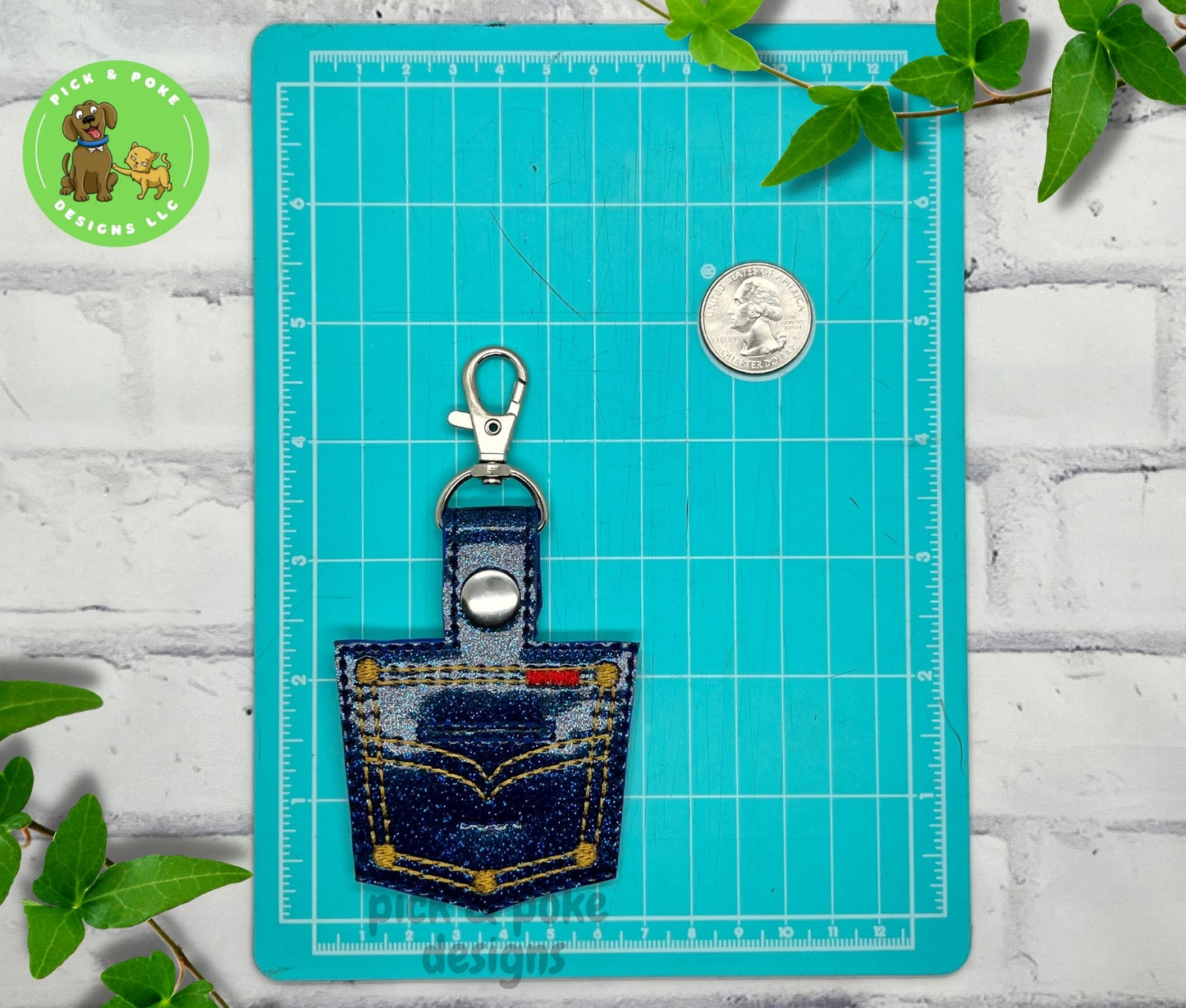 Jeans Pocket Quarter Holder Keychain with Clip / Embroidered on Glitter Vinyl / Custom Made